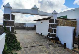 Chalet for sale in Tao, Teguise, Lanzarote. 